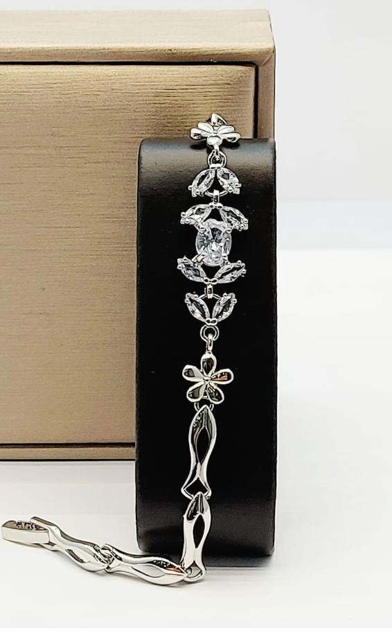 Pulsera Plateada Clip
